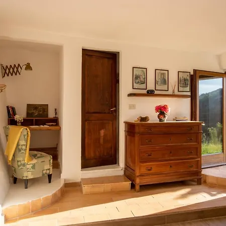 Le Pianore Farm stay