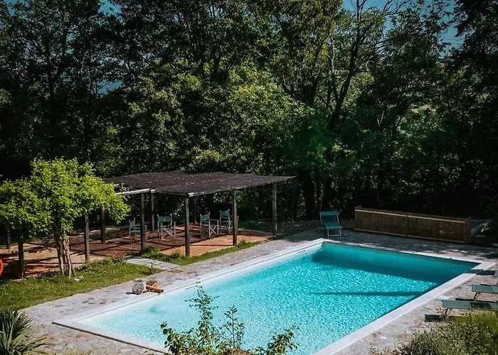 农家乐 Le Pianore 奇尼基亚诺